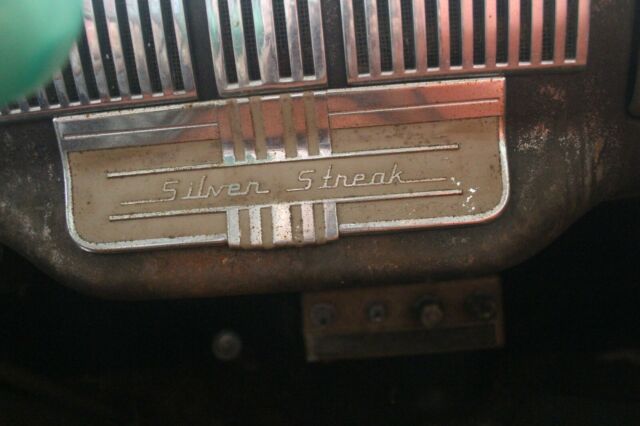Pontiac Silver Streak 1940 image number 20