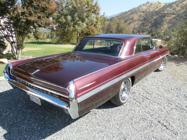 Pontiac Bonneville 1962 image number 3