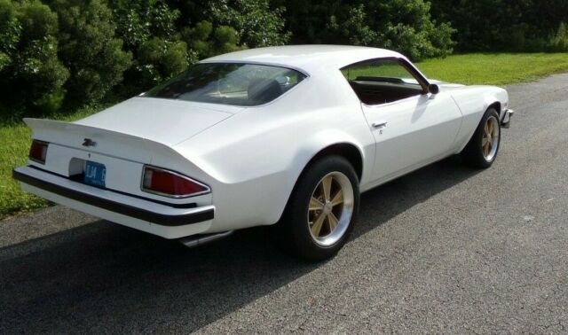 Chevrolet Camaro 1974 image number 2