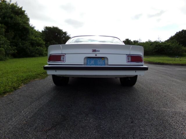 Chevrolet Camaro 1974 image number 3