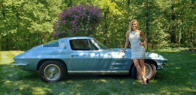 Chevrolet Corvette 1964 image number 32