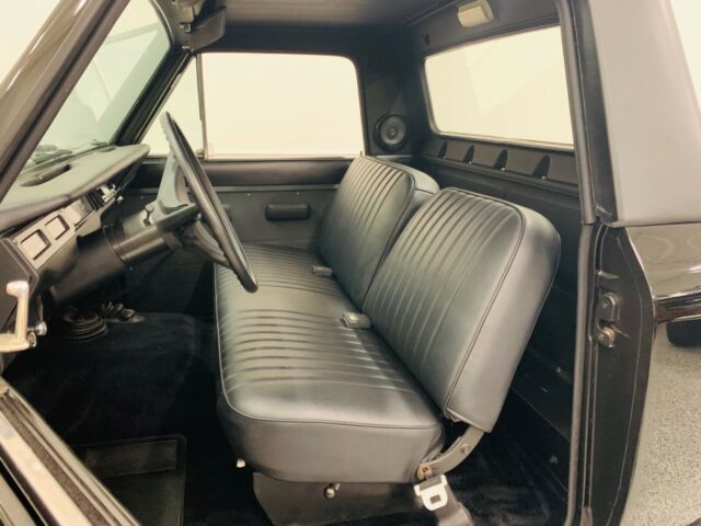 International Harvester Scout 1977 image number 11