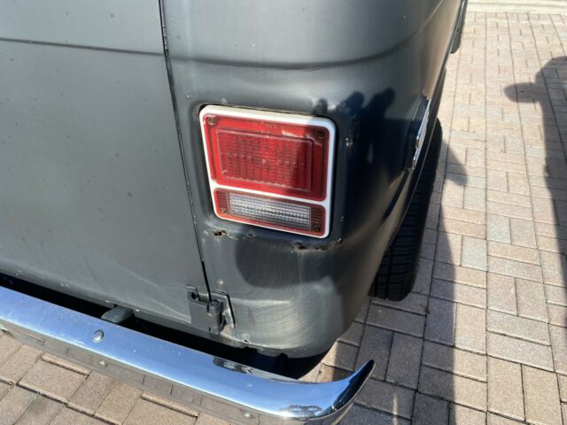 Chevrolet G20 Van 1979 image number 25