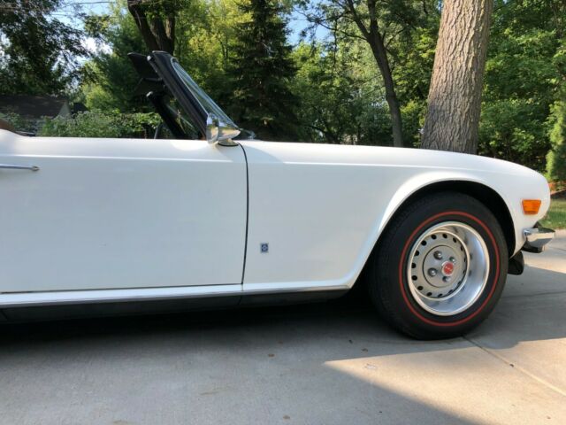 Triumph TR-6 1976 image number 25