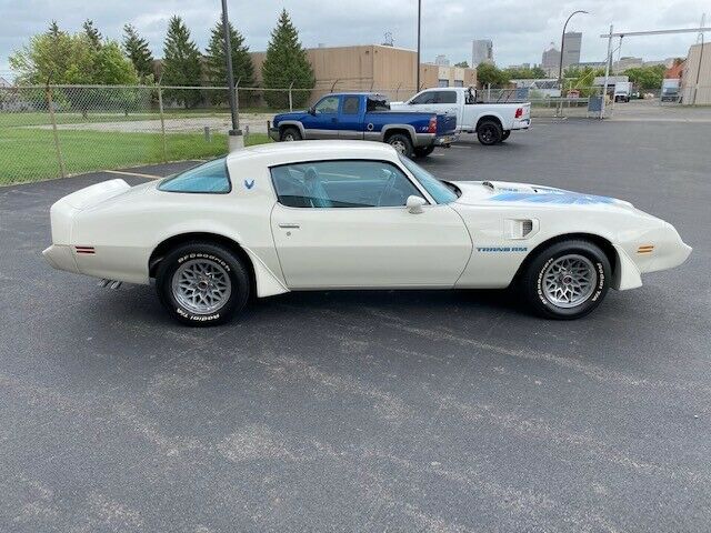 Pontiac Firebird 1979 image number 15