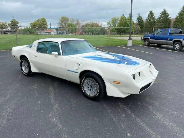 Pontiac Firebird 1979 image number 4