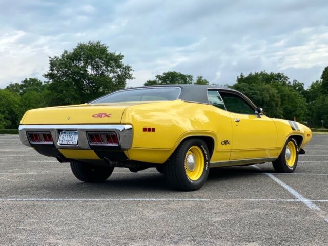 Plymouth GTX 1971 image number 31