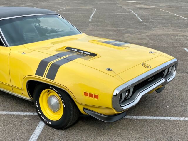 Plymouth GTX 1971 image number 4