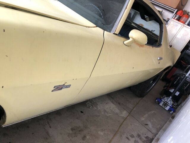 Chevrolet Camaro 1972 image number 25