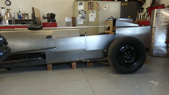 Ford Roadster 1932 image number 16