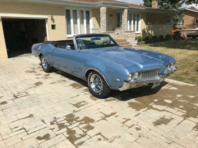 Oldsmobile Cutlass 1969 image number 0
