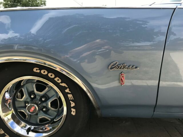 Oldsmobile Cutlass 1969 image number 29