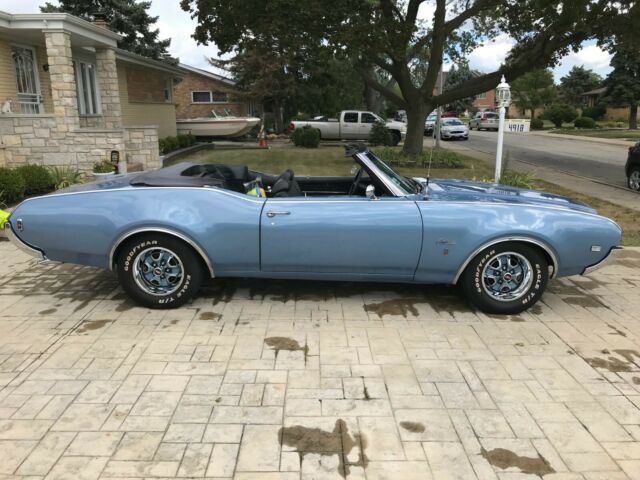 Oldsmobile Cutlass 1969 image number 7
