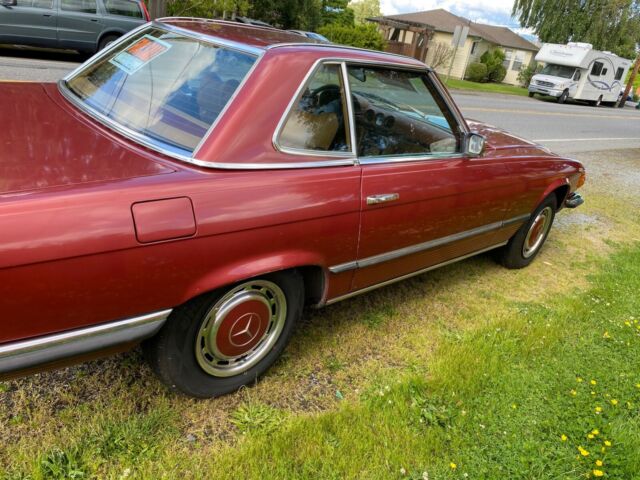Mercedes-Benz 400-Series 1973 image number 15