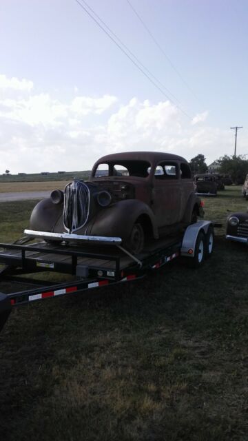 Plymouth coupe sedan 1938 image number 2