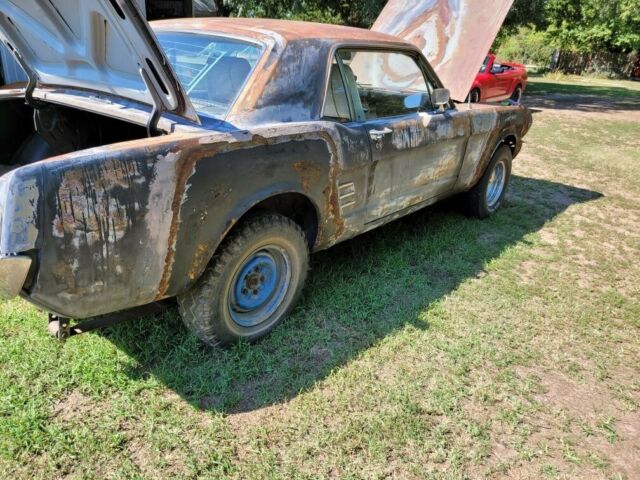 Ford Mustang 1966 image number 6