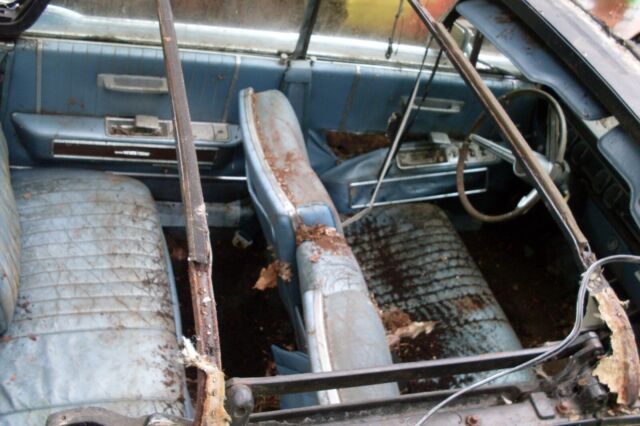 Lincoln Continental 1966 image number 2