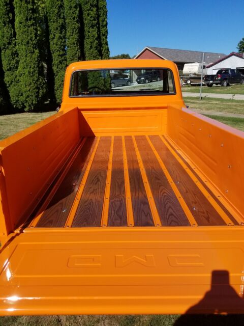 GMC Sierra 1970 image number 14