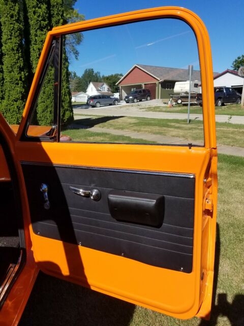 GMC Sierra 1970 image number 17