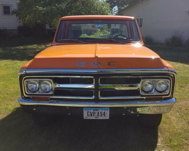 GMC Sierra 1970 image number 3