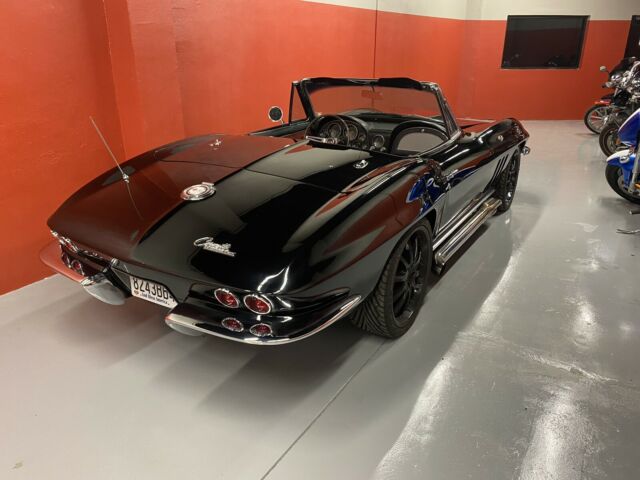 Chevrolet Corvette 1965 image number 5