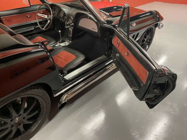 Chevrolet Corvette 1965 image number 7