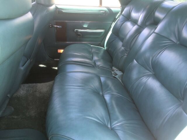 Chrysler LeBaron 1979 image number 27