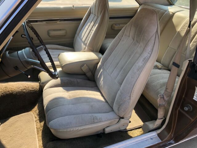 Plymouth Valiant 1976 image number 34
