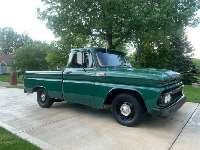 Chevrolet C-10 1965 image number 16