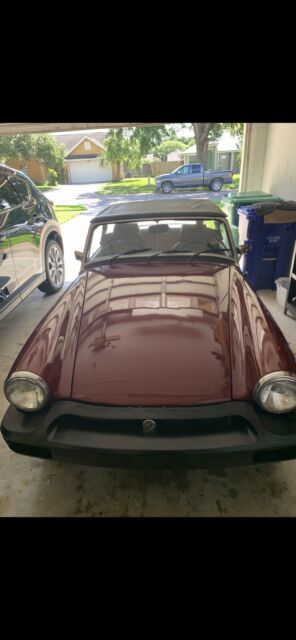 MG Midget 1500 1979 image number 0