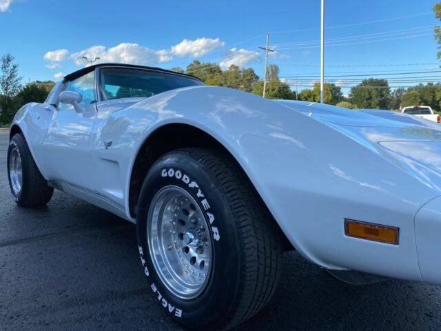 Chevrolet Corvette 1978 image number 11