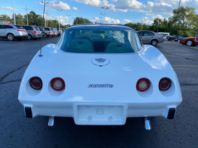 Chevrolet Corvette 1978 image number 3