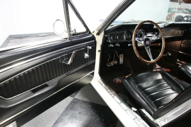 Ford Mustang 1965 image number 5
