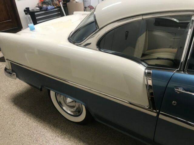Chevrolet Bel Air/150/210 1955 image number 24