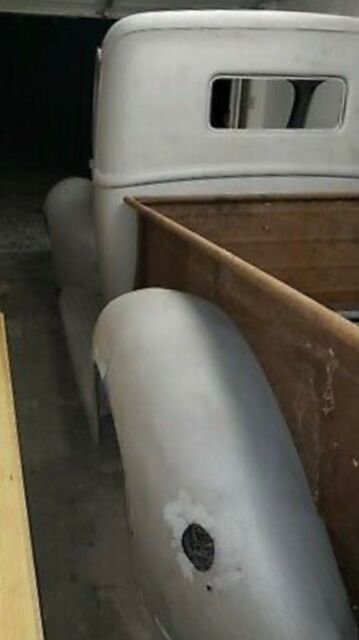 Ford 1/2 Ton Pickup 1940 image number 1