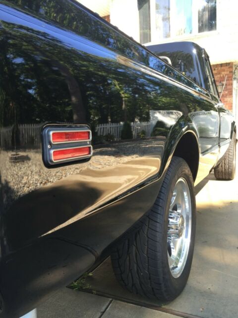 Chevrolet C/K Pickup 2500 1972 image number 6