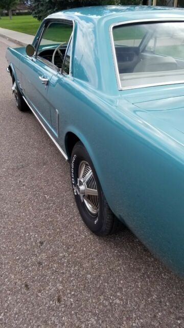 Ford Mustang 1965 image number 4