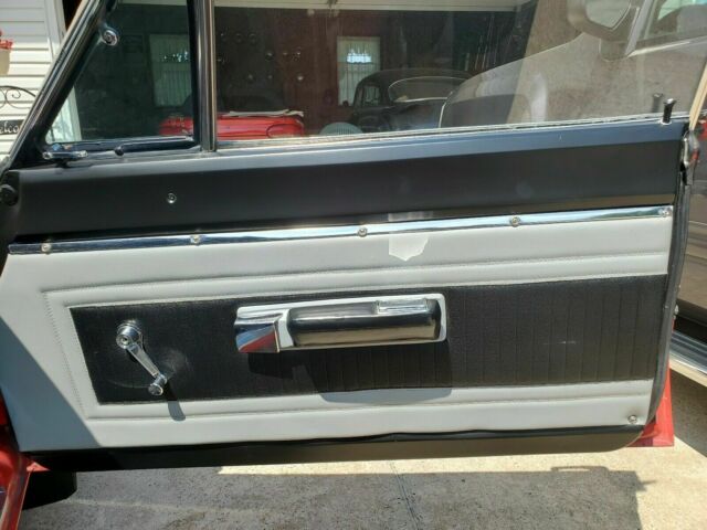 Plymouth Belvedere 1966 image number 8