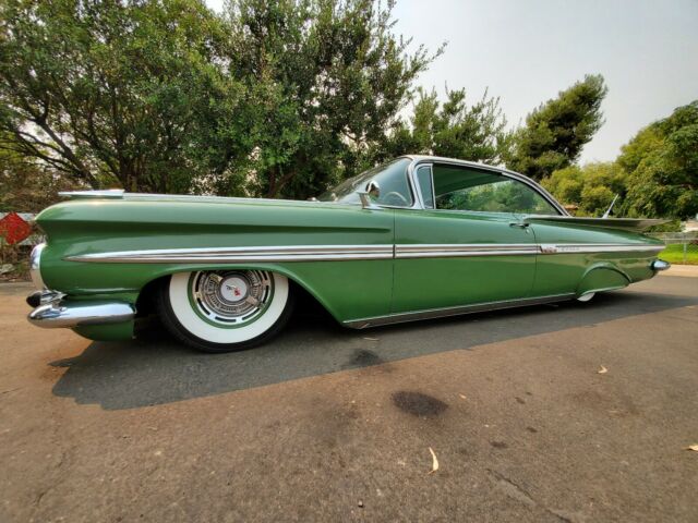 Chevrolet Impala 1959 image number 28