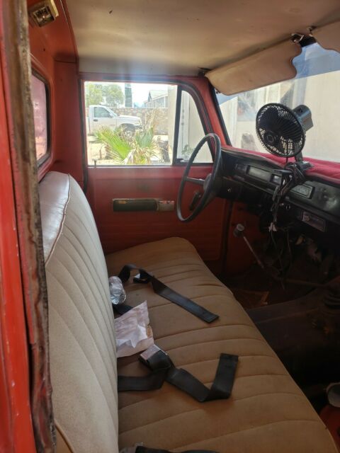 International Harvester 1110 1972 image number 2