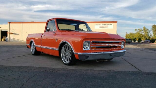 Chevrolet C-10 1967 image number 0