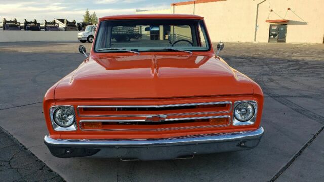 Chevrolet C-10 1967 image number 18