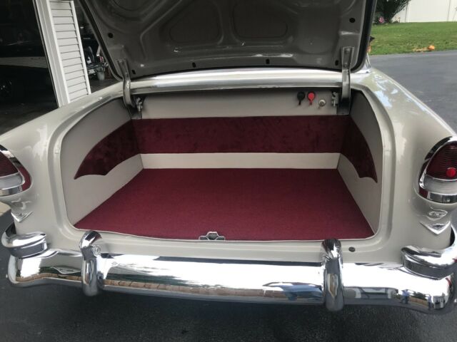 Chevrolet Bel Air/150/210 1955 image number 11