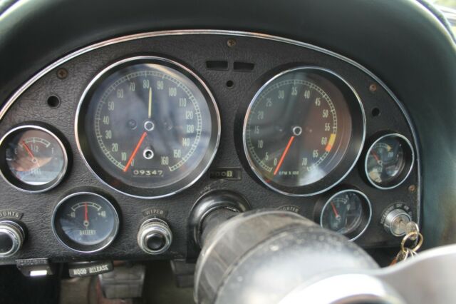 Chevrolet Corvette 1967 image number 37