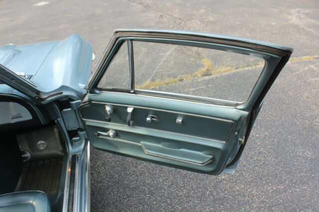 Chevrolet Corvette 1967 image number 38