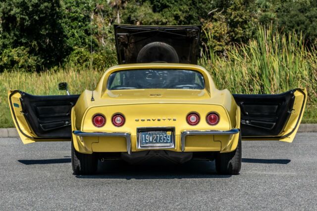 Chevrolet Corvette 1970 image number 25