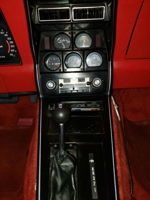 Chevrolet Corvette 1978 image number 38