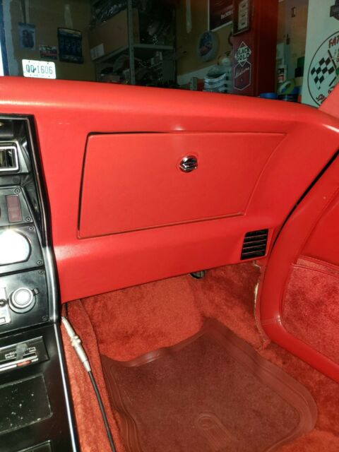 Chevrolet Corvette 1978 image number 40