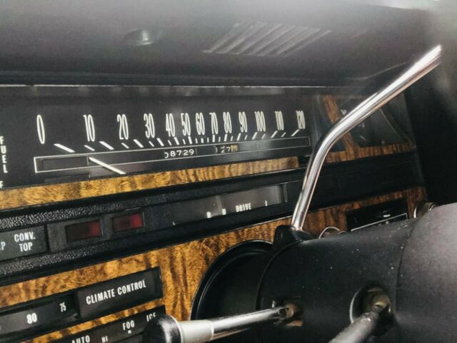 Cadillac DeVille 1970 image number 18
