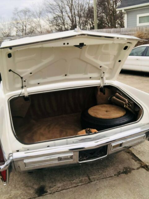 Cadillac DeVille 1970 image number 9
